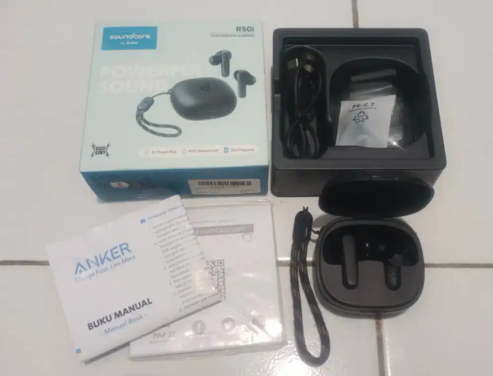 Soundcore R50i earbuds