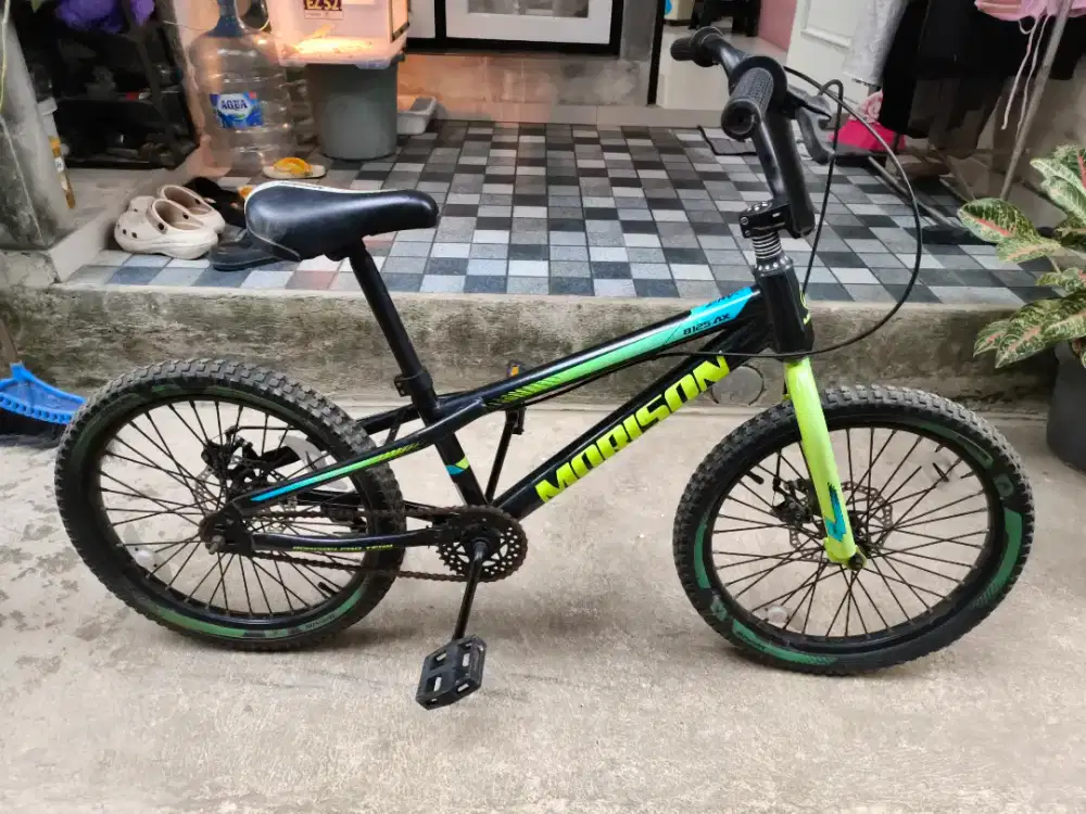 Sepeda BMX 20 Morison