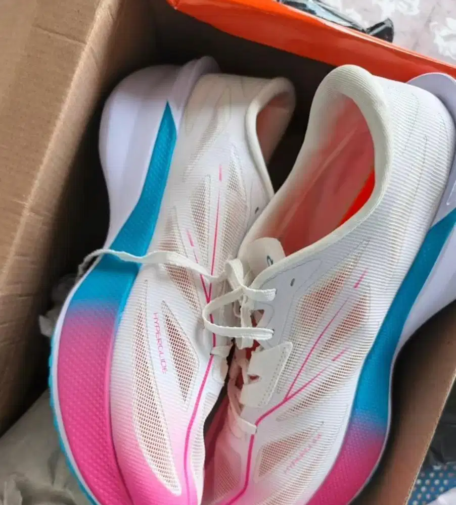 Ortus hyperglide sepatu lari