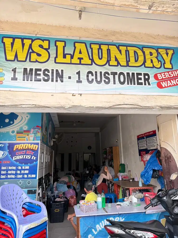 DICARU KARYAWAN KERJA LAUNDRY