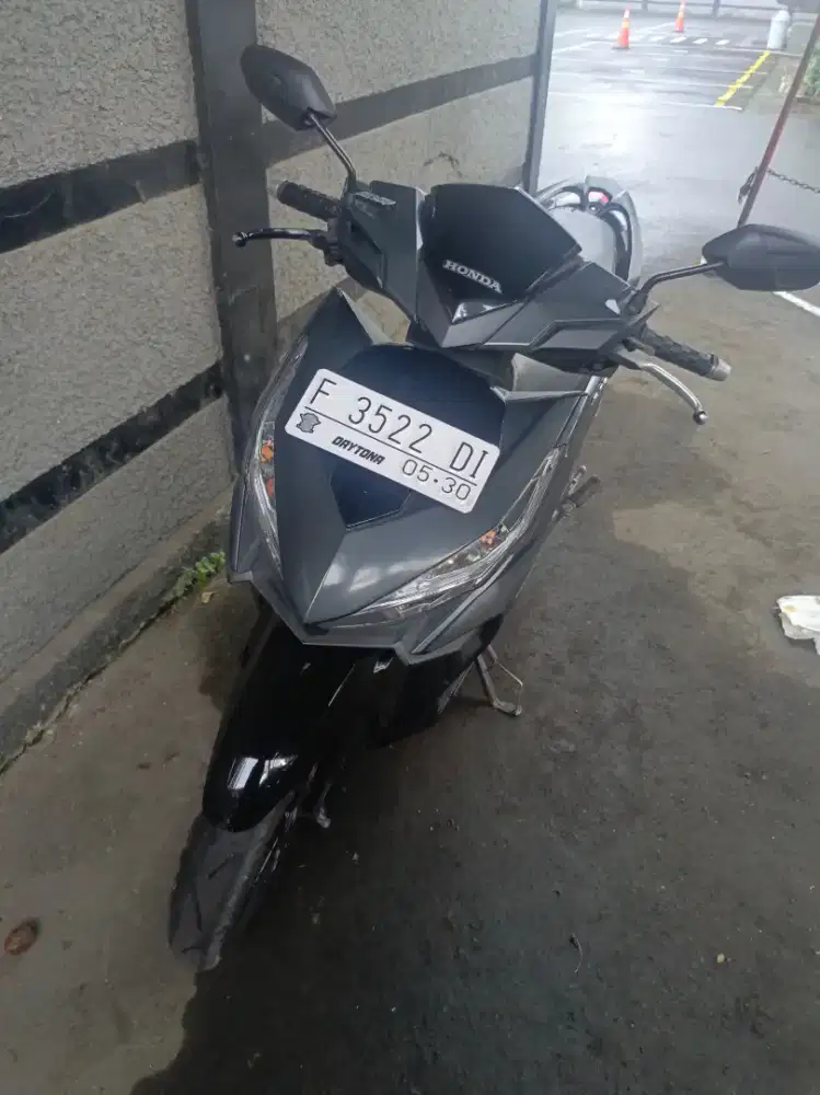 Dijual honda vario 150 tahun 2015