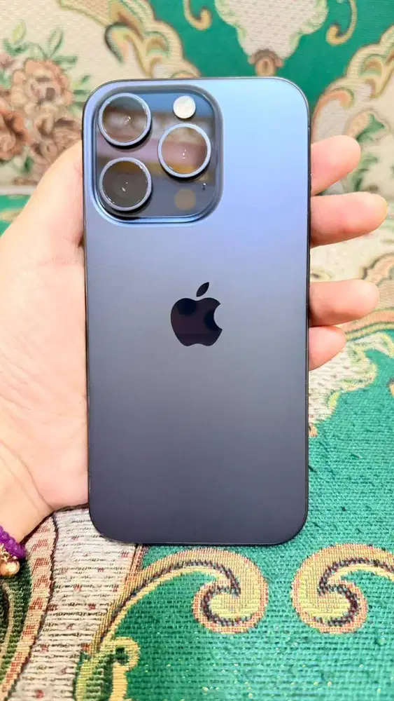 DiJUAL iphone 15 Pro 256GB