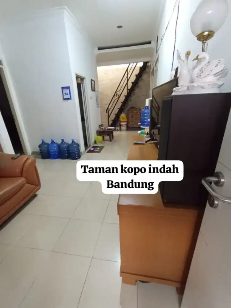Dijual rumah taman kopo indah bagus dekat ke jalan utama