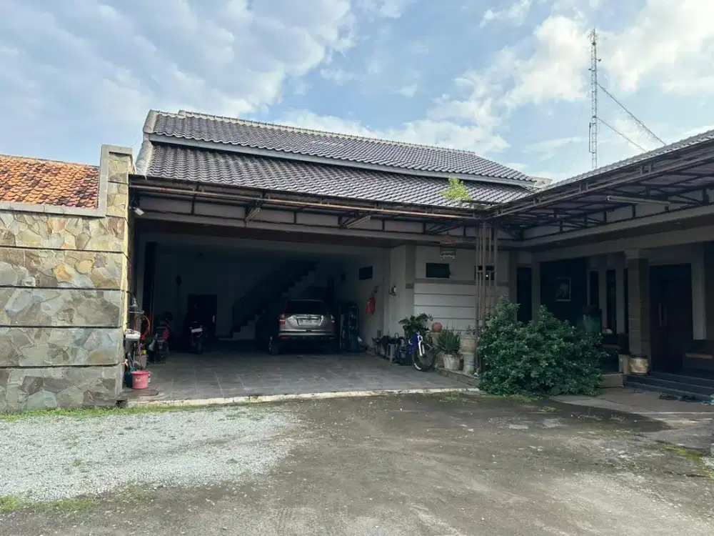 Rumah Luas Terawat Dekat Kampus UNSIKA & UBP Karawang