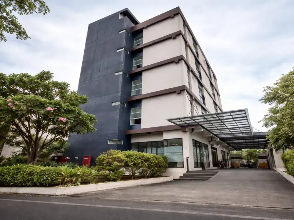 Dijual Hotel Aktif Matraman Jakarta Timur, 46 Kamar, SHM, Lokasi Strategis