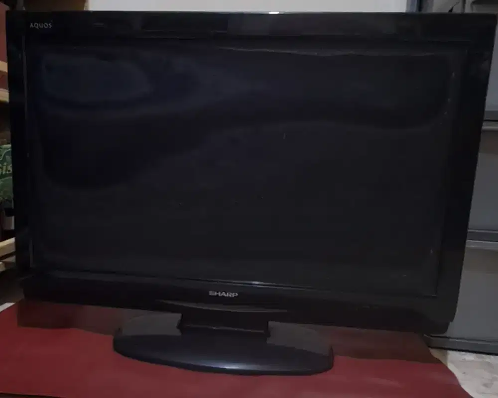 TV SHARP LED 32 INCH NYALA NORMAL MINUS LAYAR