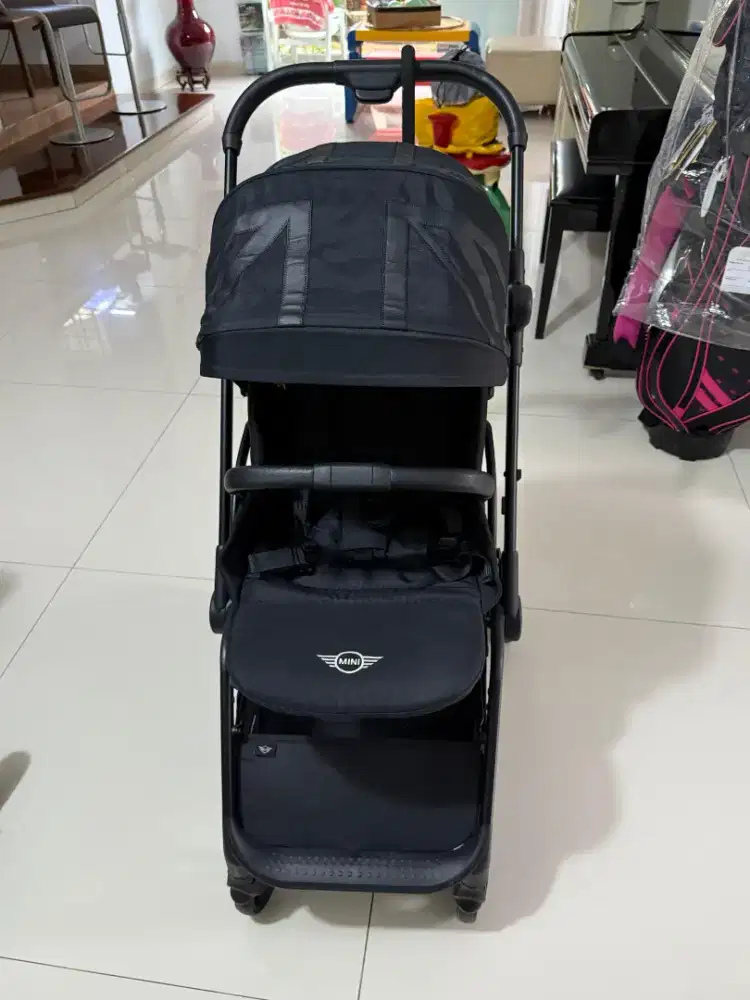 DIJUAL EASY WALKER MINI BUGGY TURN