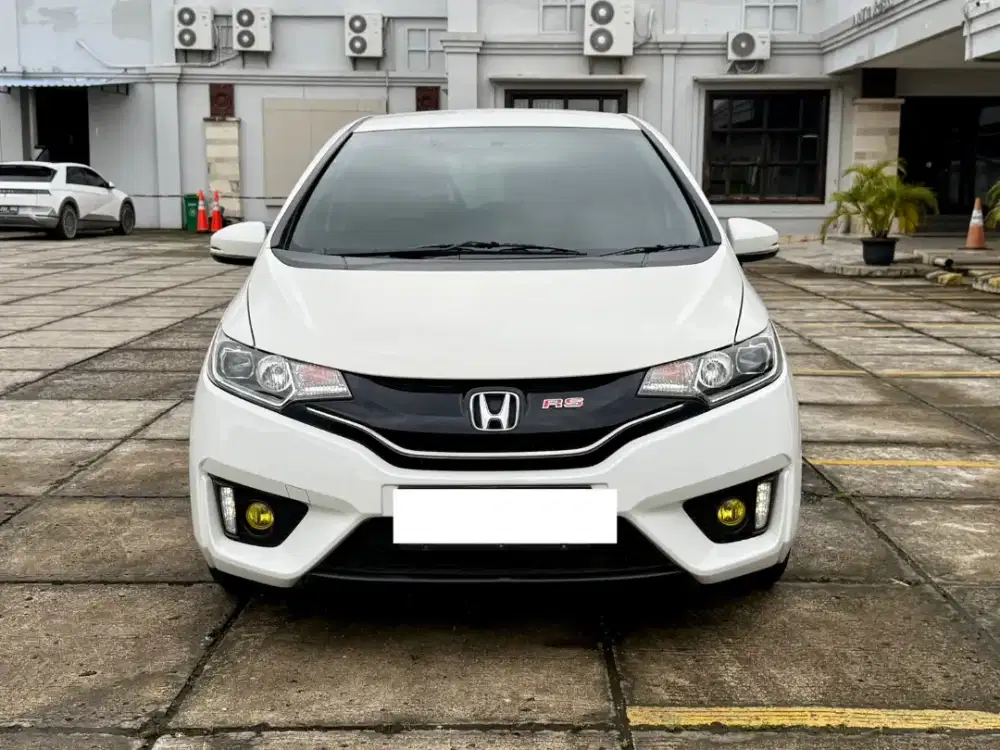 HONDA JAZZ RS MANUAL 2017 BENSIN