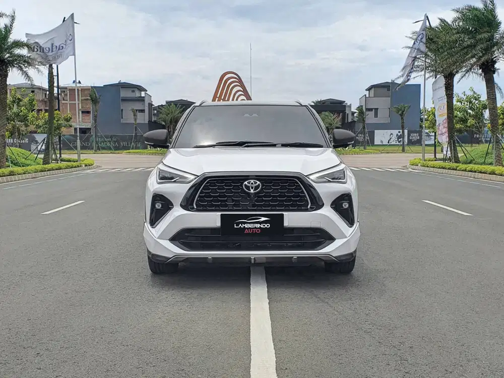 TOYOTA YARIS CROSS 1.5 GR TSS HYBRID 2024 PUTIH 2023