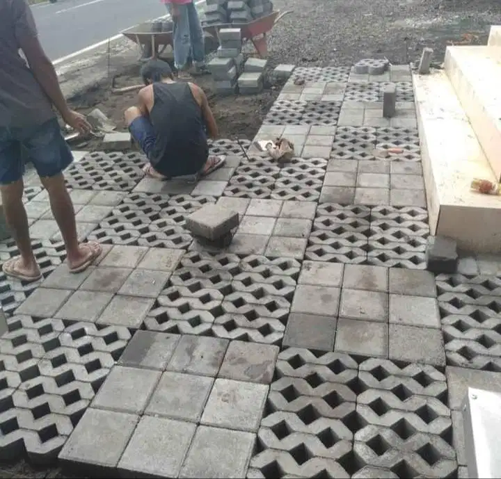 Paving Block Solo Raya
