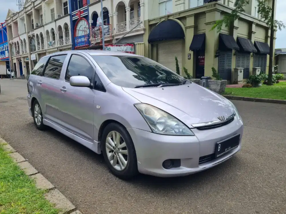 Toyota Wish CBU 1.8 AT 2003