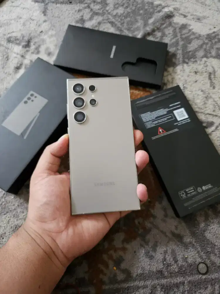 Samsung S24 Ultra 12/256