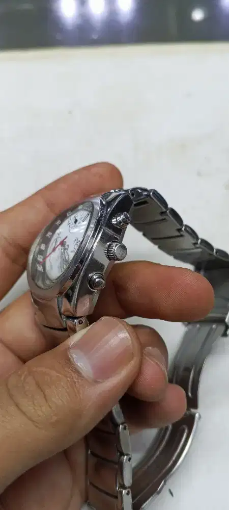 jam tangan Alexandre Christie