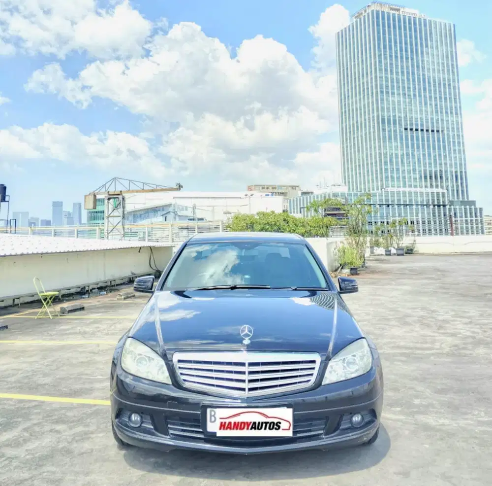 Mercedes Benz C200 Tahun 2009 Automatic Hitam Metalik
