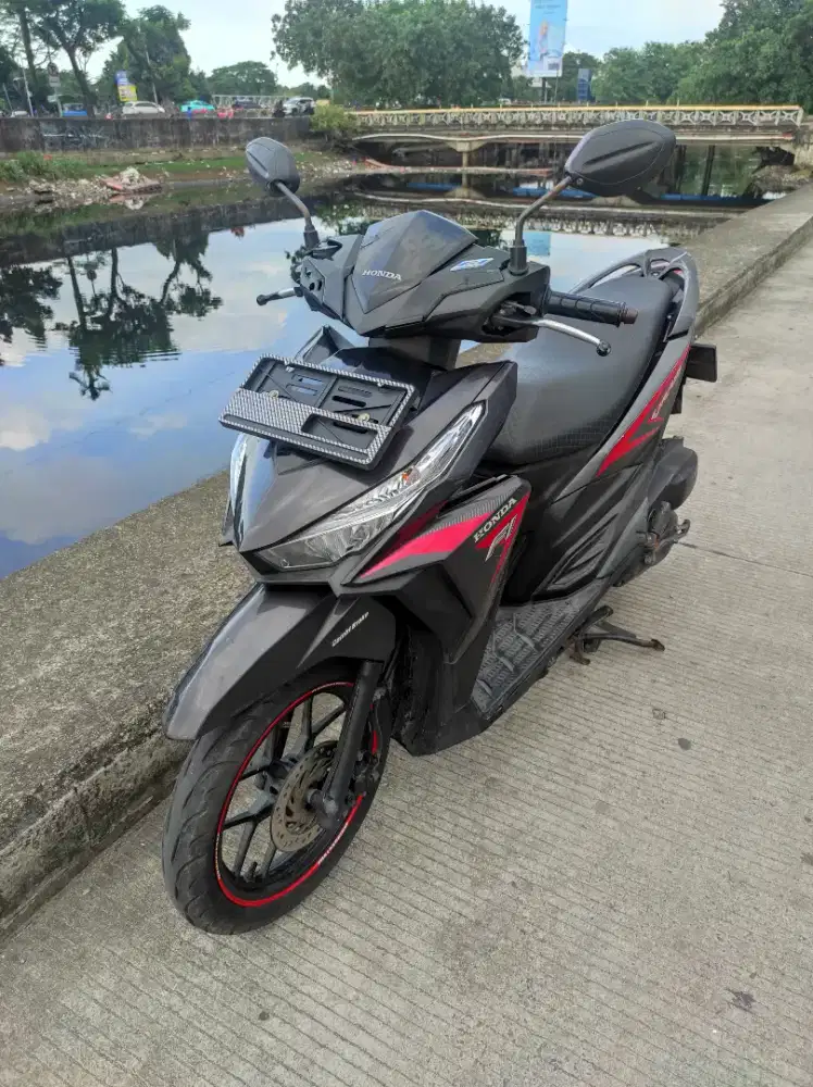Vario 125 tahun 2015