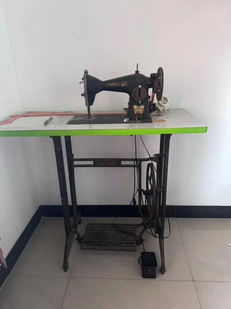 Mesin Jahit Butterfly