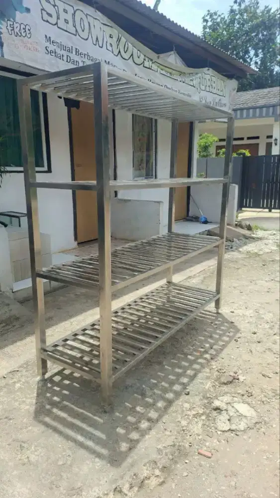 PALING LARIS Rak 4 susun jari-jari
Ukuran 150x50x155
Kondisi baru