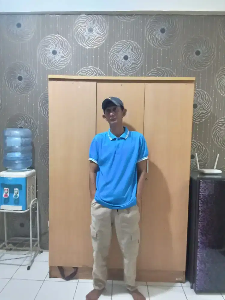 Mencari pekerjaan apa saja