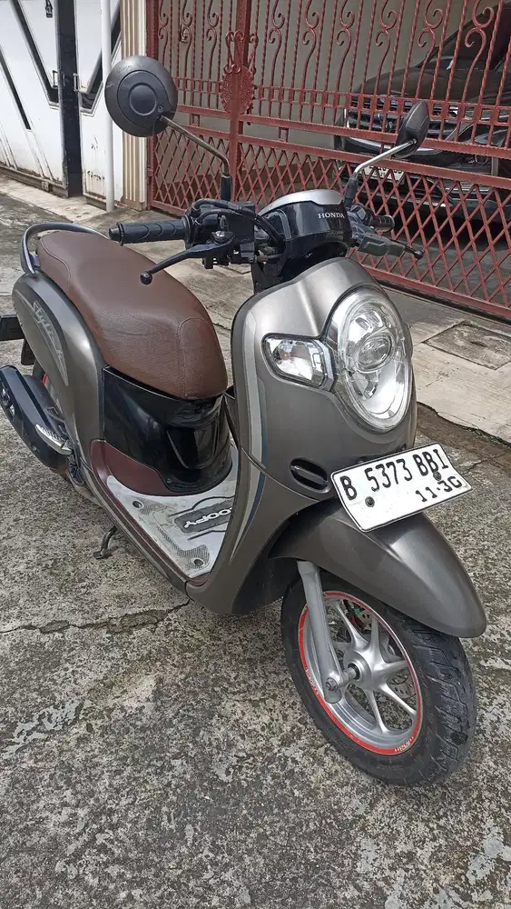 HONDA Scoopy donuts tahun 2020.