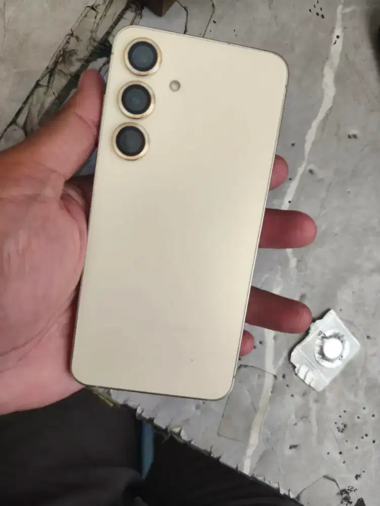 Samsung S24 8/512Gb 5G resmi mlus bnget no minus TT masuk