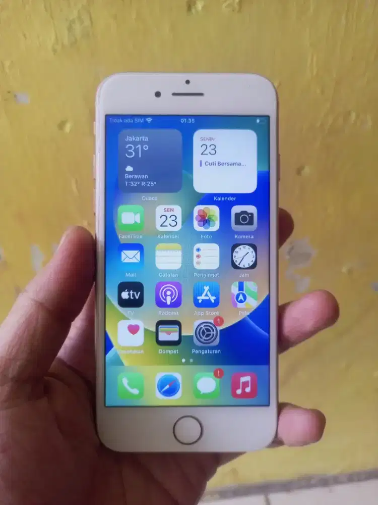 Ip 8 64GB All Operator