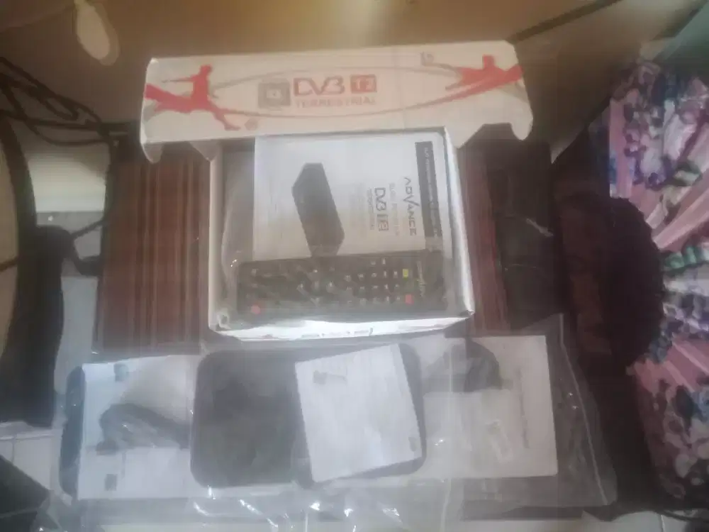 STB ADVANCE & ANTENA INDOOR TAFTWARE BARU BUAT TV ANALOG SIAP DIGITAL