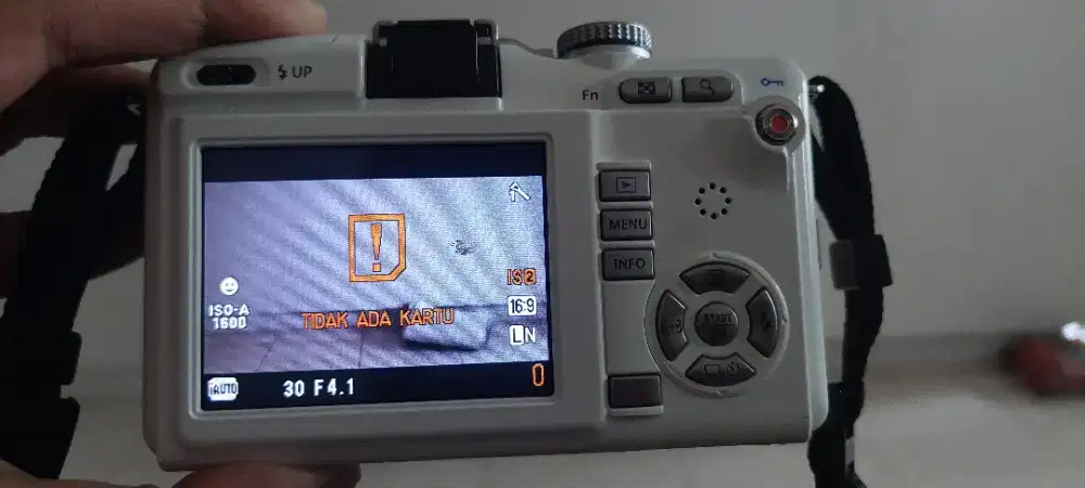 Kamera Digital Olympus EPL 1