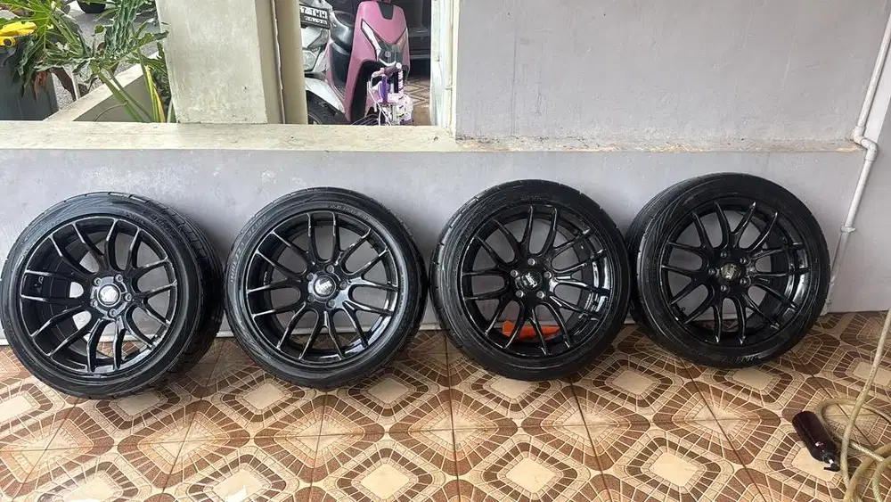 HSR Oster Dunlop Direzza DZ102