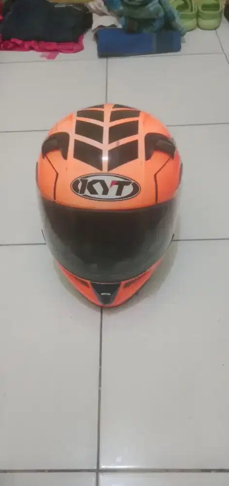 Hlem KYT barang sesuai poto