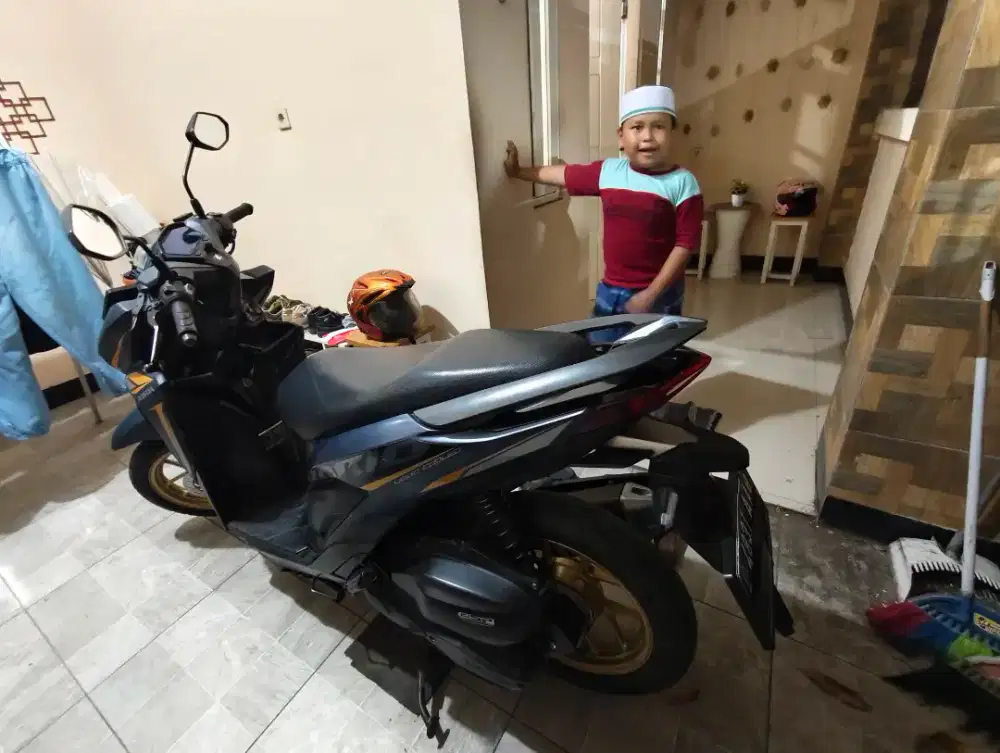 Vario 125 ISS th 2022