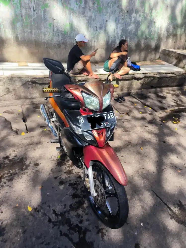 DIJUAL CEPAT
JUPITER Z 2010
SS LENGKAP 
STNK OFF 2023 PLAT OFF 2025