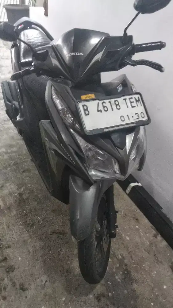 Honda Vario 125 kzr th 2015 awal tangan 1 dr baru
