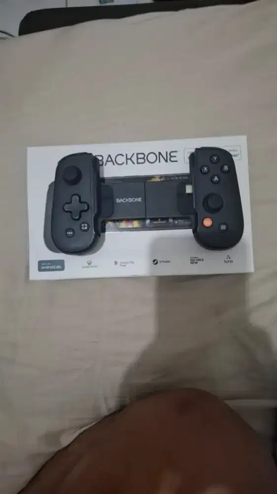Backbone controller usb c like new