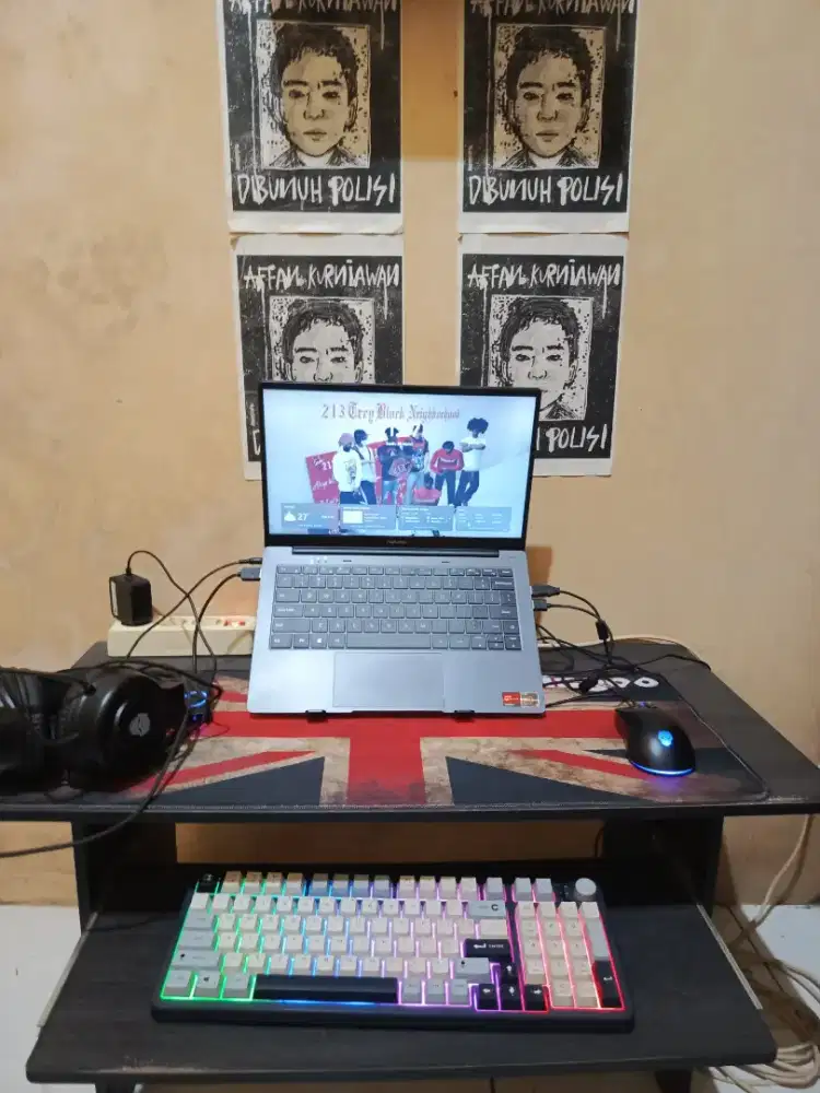 LAPTOP ADVAN SOULTMATE PLUS