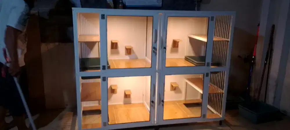 kandang kucing alumunium mewah