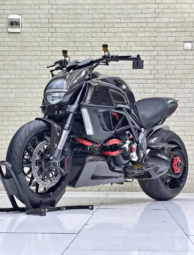 Mogr 1000 CC termurah! DUCATI DIAVEL CARBON 2012 Eulan Mustika