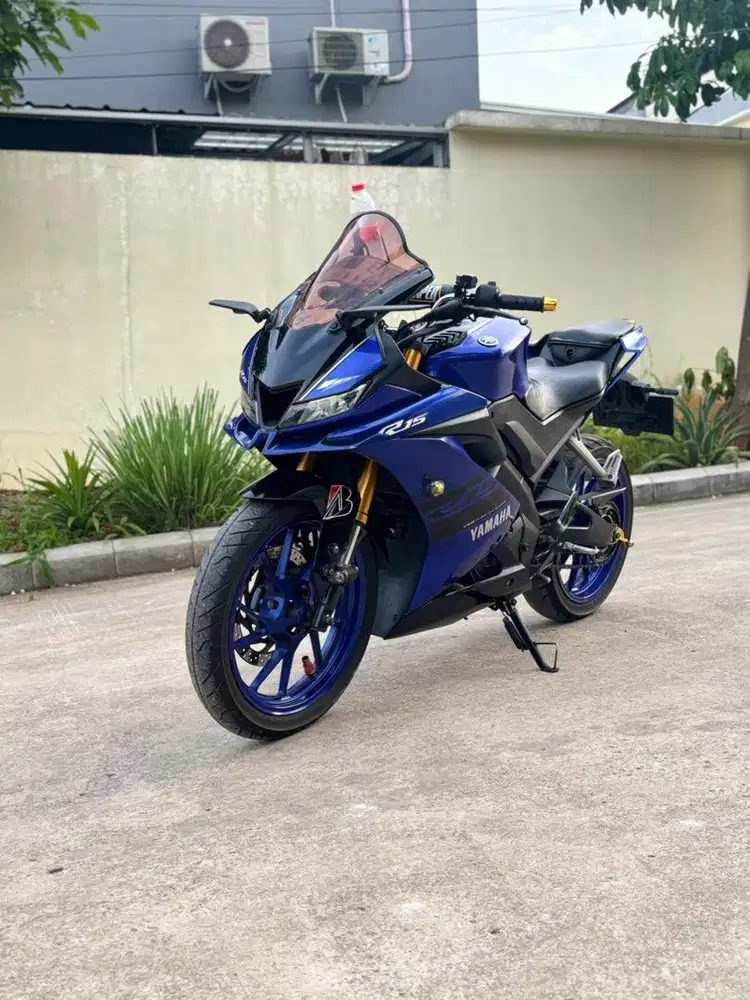 Jual R15 V3 2018