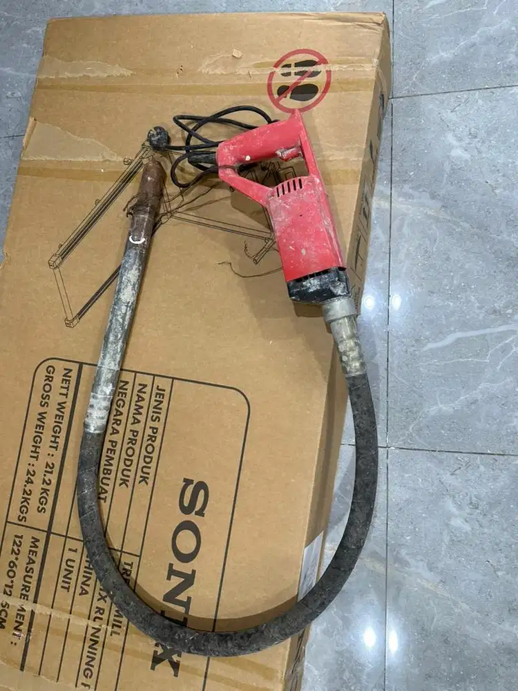 Vibrator Beton Portabel
