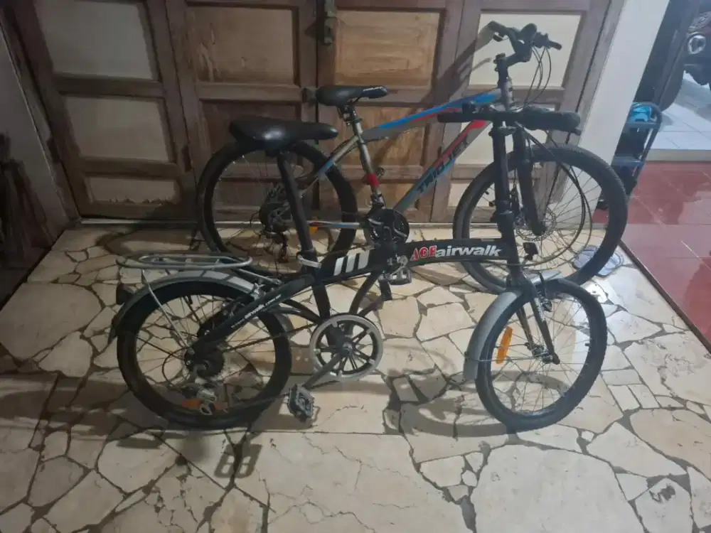 Dijual Sepasang Sepeda: MTB Triojet & Sepeda Lipat ACE Airwalk