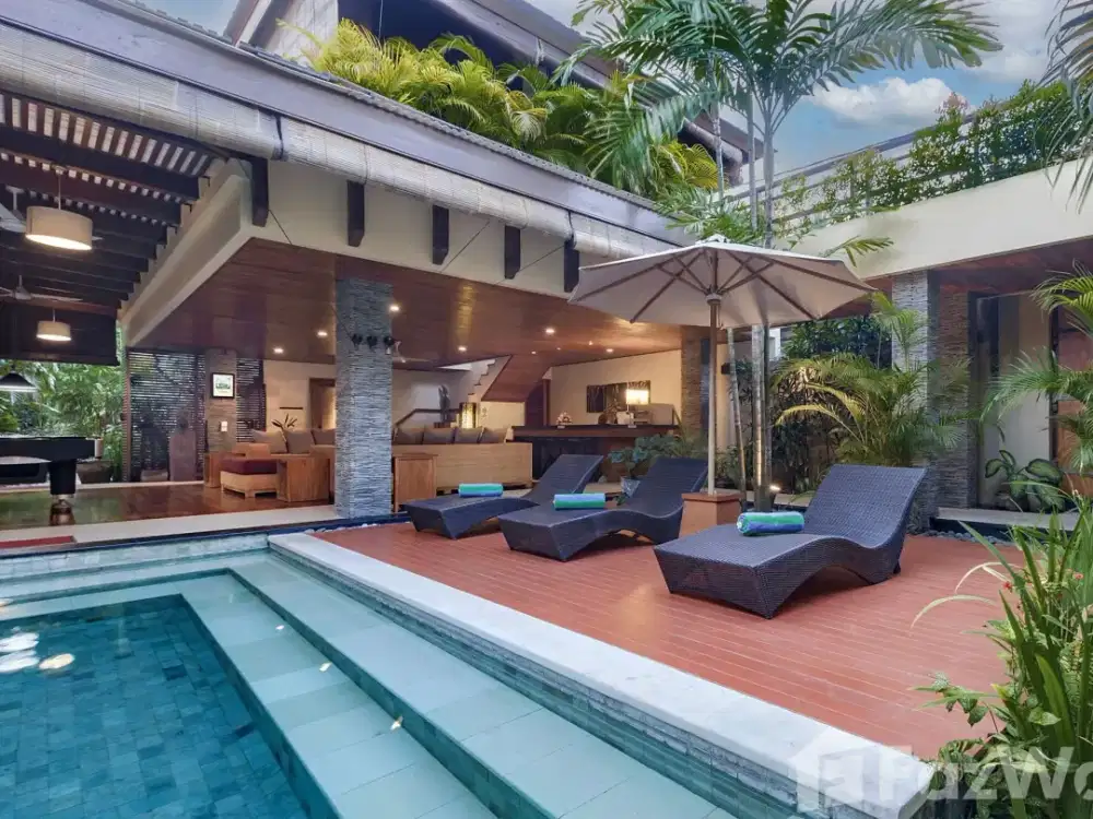 6 Bedroom Villa for sale in Seminyak, Bali
