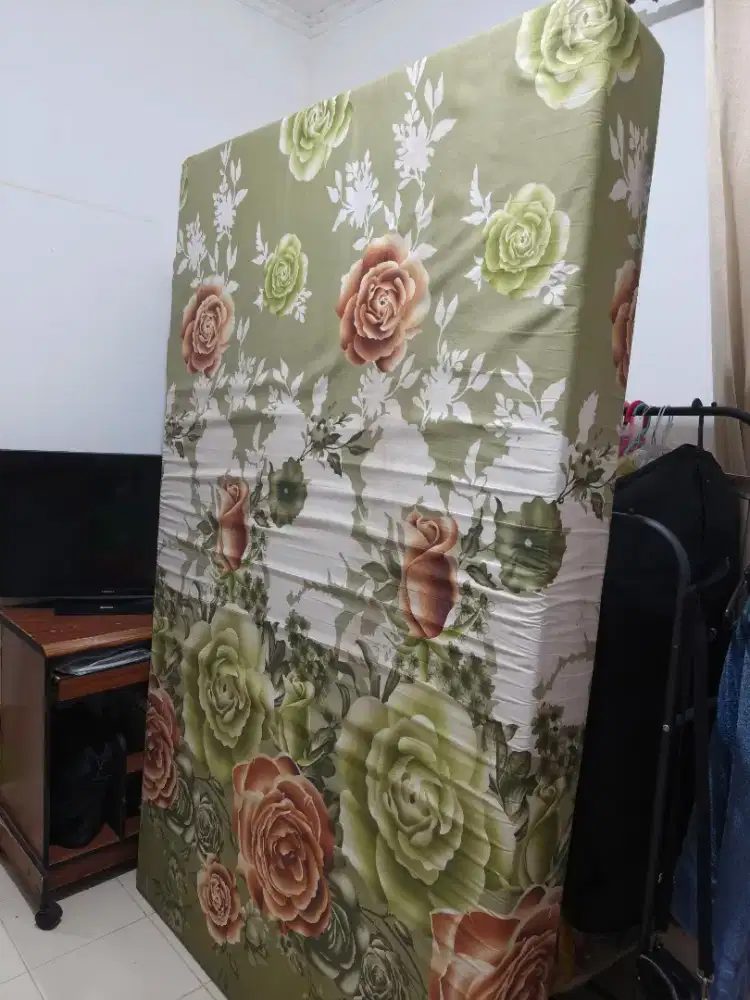 DI JUAL MURAH KASUR BEKAS MERK INOAC. KONDISI MASIH SANGAT BAGUS