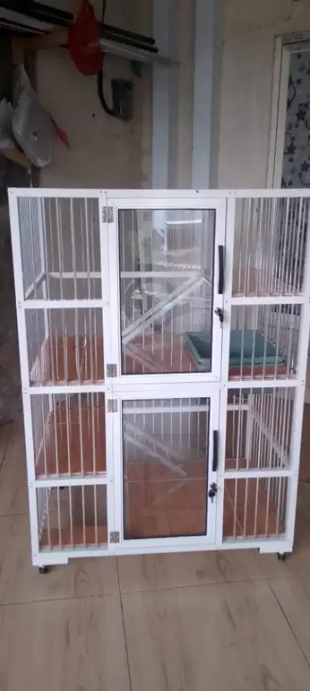 kandang kucing alumunium mewah