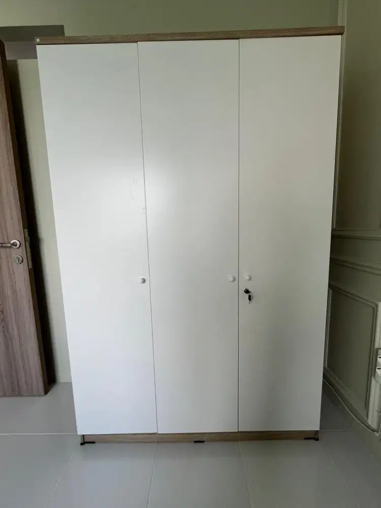 Lemari Cubic 3 pintu