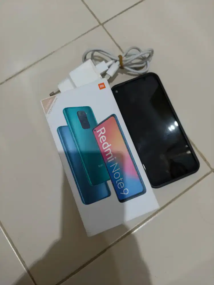 DIJUAL MURAH HP REDMI NOTE 9 (LENGKAP) MULUS KENCANG, GRATIS 2 CASING.