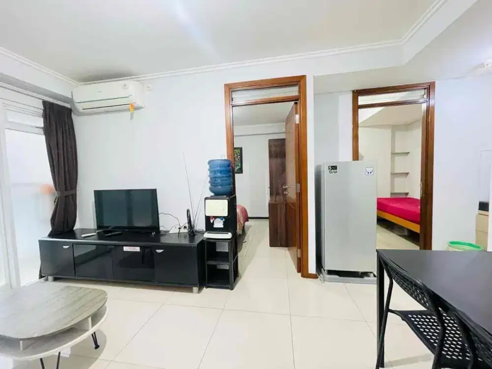 Jual/ sewa
Apartement Gateway Pasteur

Full furnish ( ac, tv, kulkas, kompor gas, WH, dispenser) 
- Luas 50 m2
- Bed room 2
- View  Lagoon, kolam renang 
- Tower jade 
- Hadap Selatan
- Include s c
- Harga sewa 60 jt/ thn
- Harga jual OP 600jt (nego)

Ana