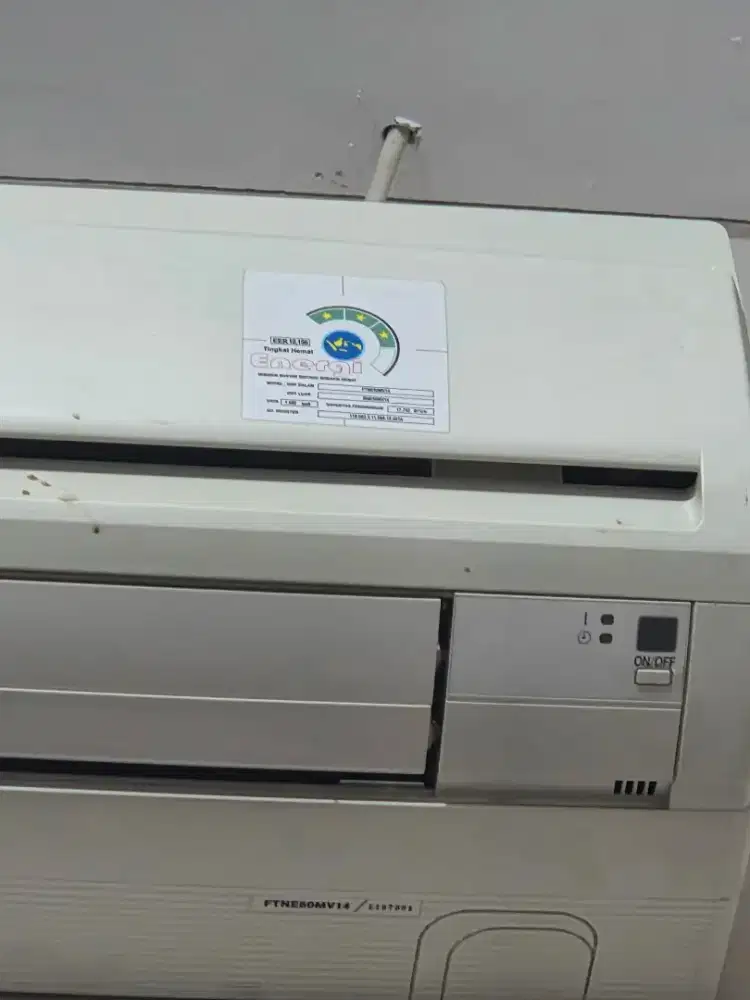 DIJUAL / TUKAR TAMBAH AC DAIKIN 2 PK