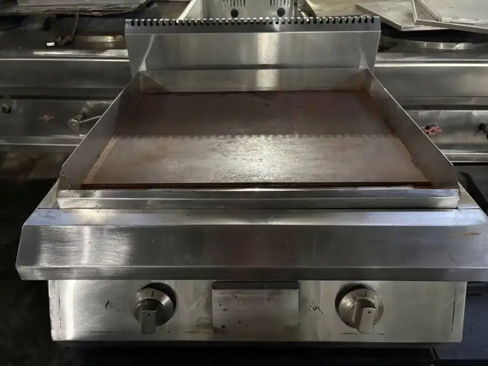 tepan gas
ukuran 60x67x25
harga 2jt