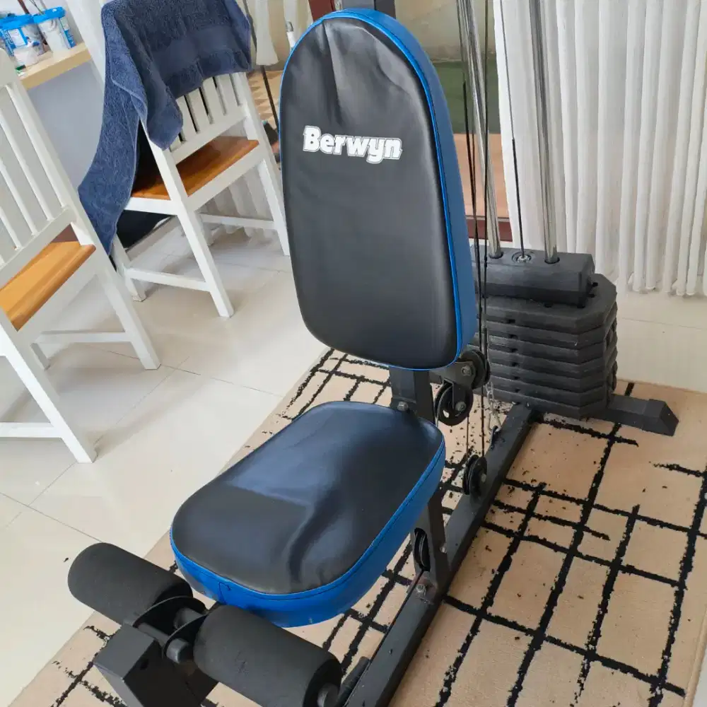 Berwyn Alat Fitness Multifungsi Home Gym