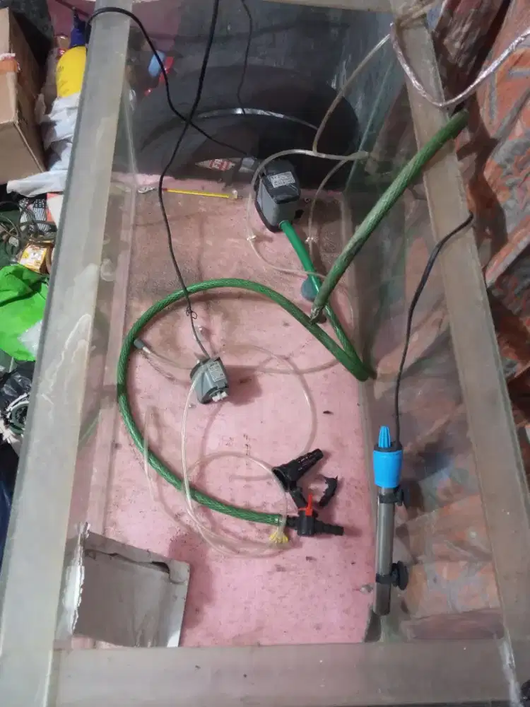 AQUARIUM BIG 80x40x40 (PxLxT)