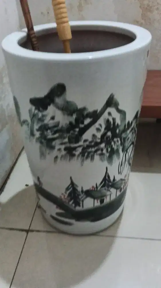 Guci Keramik Hias Elegan – Cocok Dekorasi Rumah | Harga Terjangkau